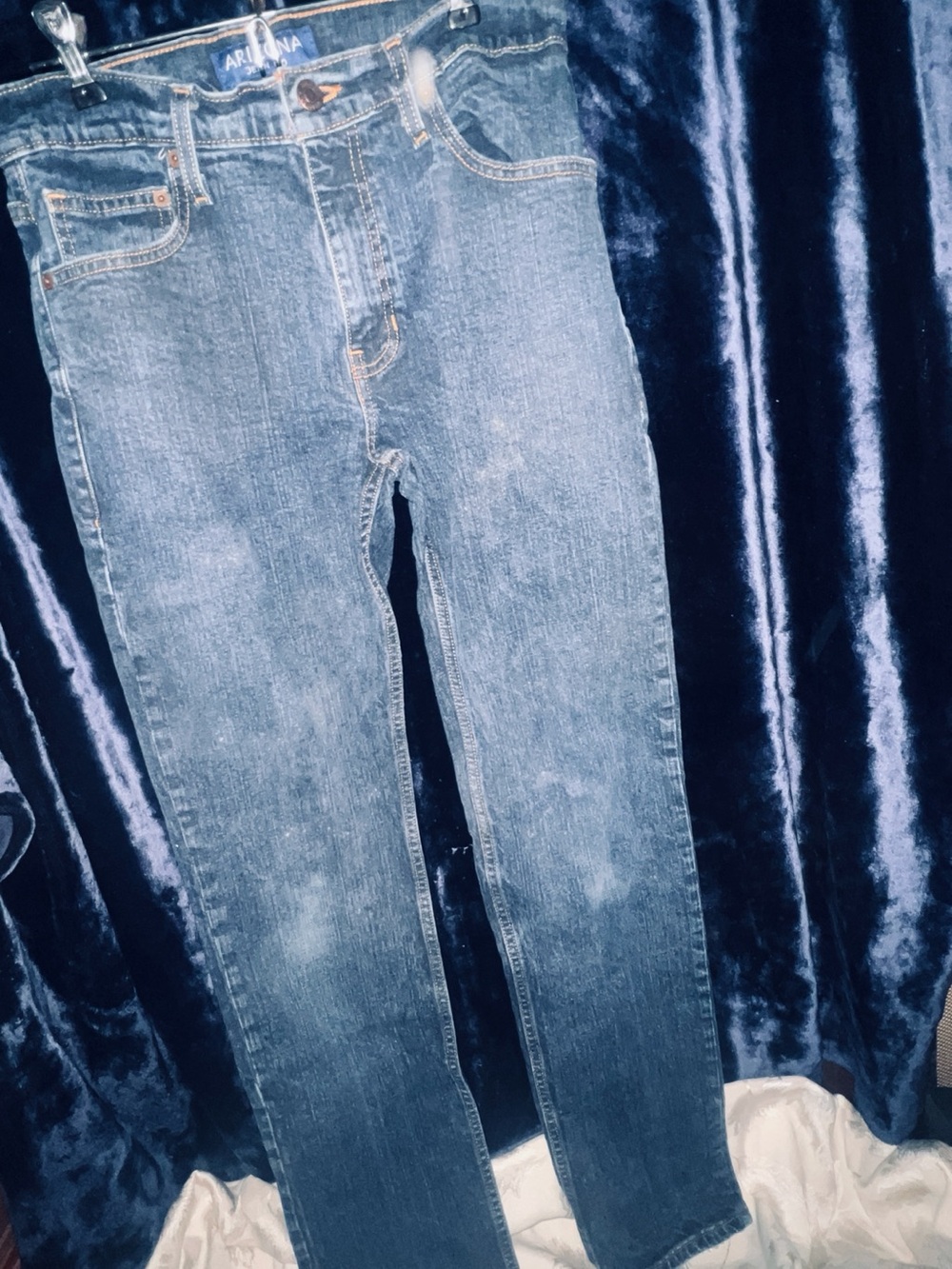 Arizona Jean Company Straight Leg Jeans in Blue Wash
